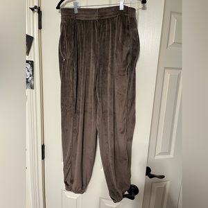 SKIMS velour joggers